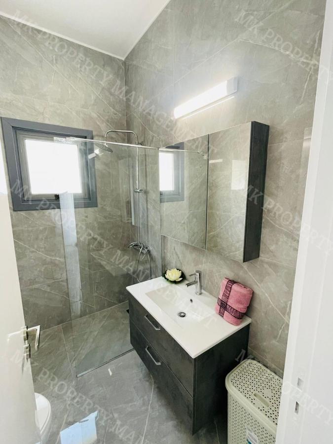 דירות לרנקה Coastal Getaway מראה חיצוני תמונה