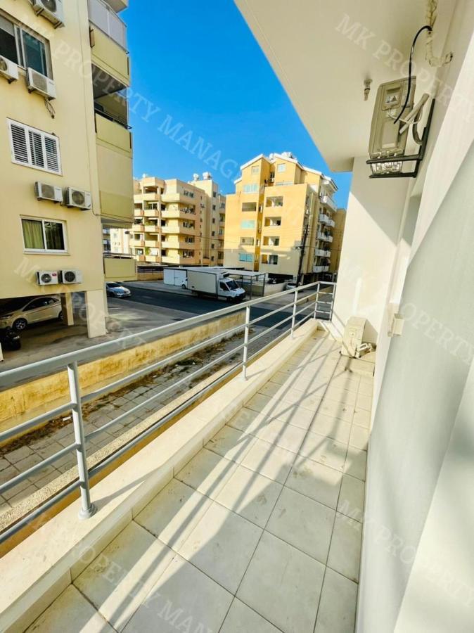 דירות לרנקה Coastal Getaway מראה חיצוני תמונה
