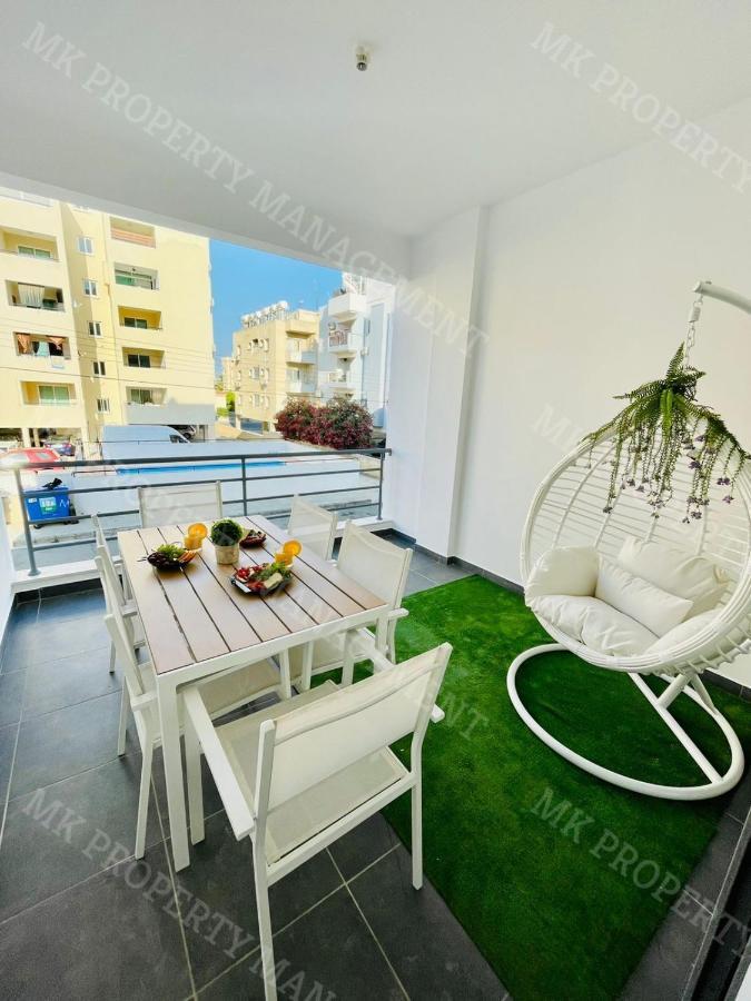 דירות לרנקה Coastal Getaway מראה חיצוני תמונה