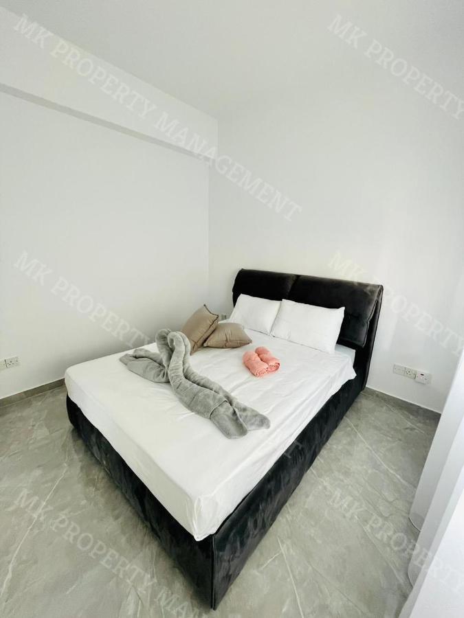 דירות לרנקה Coastal Getaway מראה חיצוני תמונה