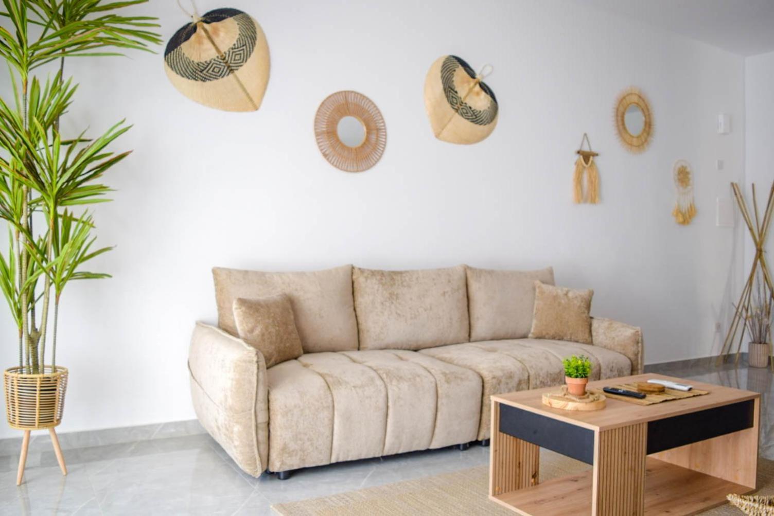 דירות לרנקה Coastal Getaway מראה חיצוני תמונה