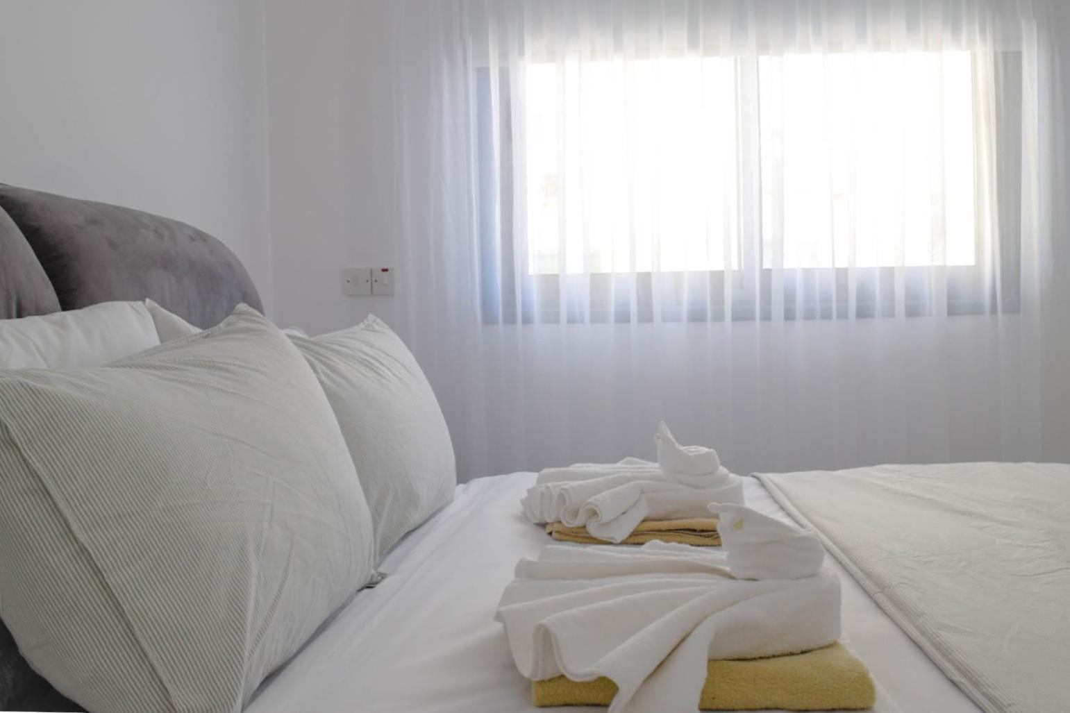 דירות לרנקה Coastal Getaway מראה חיצוני תמונה